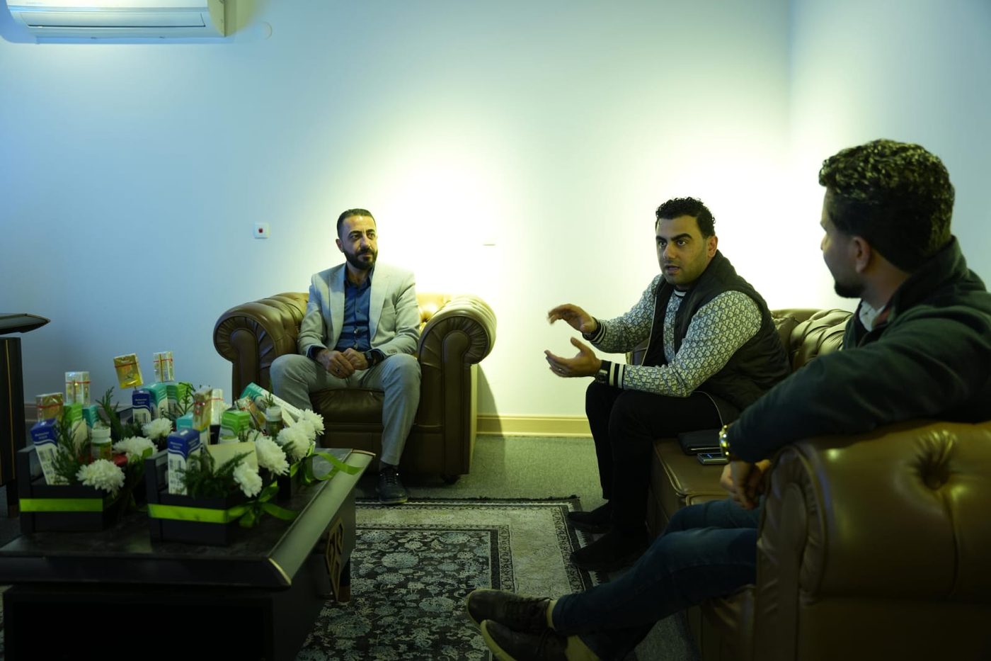 Strategy discussion with the Alpha Dent team